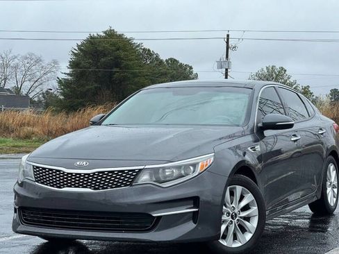 Used 2018 Kia Optima EX w/ Premium Package image 1
