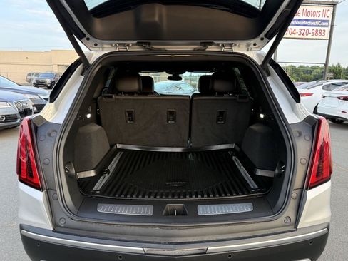 Used 2020 Cadillac XT5 Premium Luxury FWD image 12