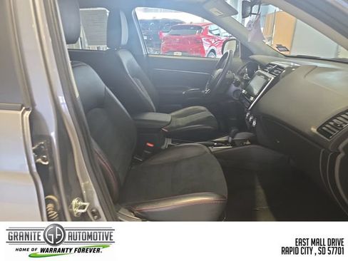 Used 2024 Mitsubishi Outlander Sport SE AWD/4WD image 36