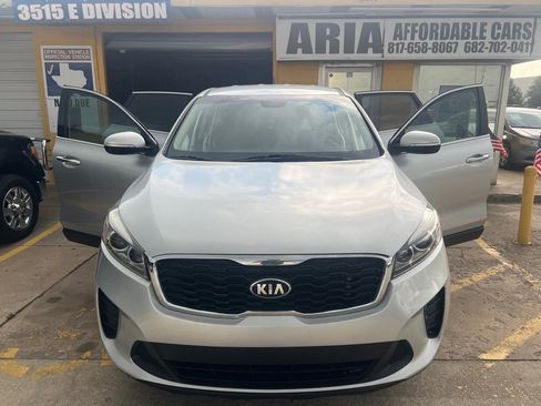 Used 2020 Kia Sorento L FWD image 8