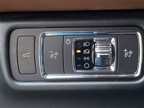 Used 2023 Lincoln Aviator Reserve w/ Equipment Group 201A image 28