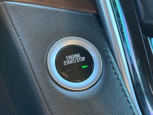 Used 2020 Cadillac Escalade Base image 22