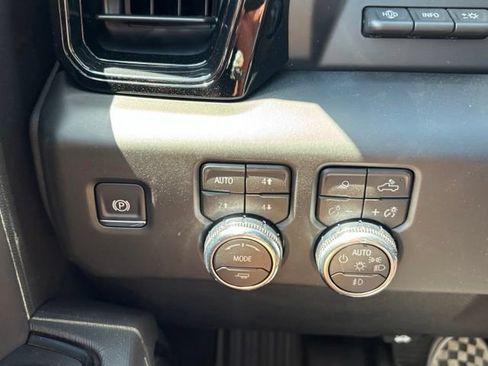 New 2026 GMC Sierra 1500 AT4X AWD/4WD image 33