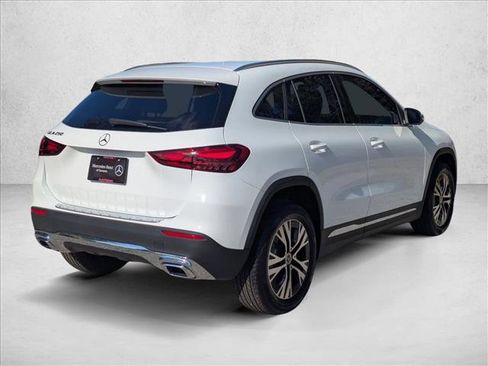 Used 2026 Mercedes-Benz GLA 250 image 2