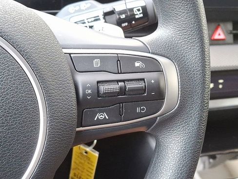 Used 2023 Kia Sportage LX image 21