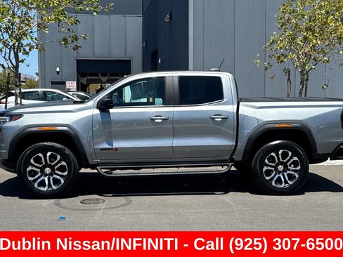 Used 2024 GMC Canyon AT4 w/ AT4 Premium Package AWD/4WD image 7
