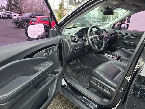 Used 2019 Honda Pilot Touring image 59
