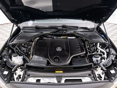 Used 2025 Mercedes-Benz E 450 4MATIC Sedan image 34