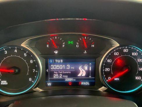 Used 2024 Chevrolet Equinox RS w/ LPO, Floor Liner Package FWD image 22