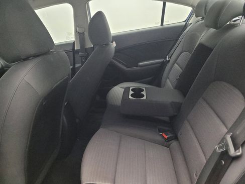 Used 2018 Kia Forte LX w/ LX Popular Package image 18