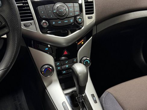 Used 2015 Chevrolet Cruze LT w/ Enhanced Safety Package image 13