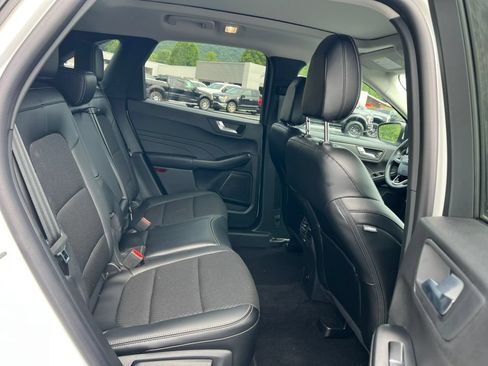 New 2025 Ford Escape SE w/ Class II Trailer Tow Package FWD image 13