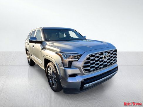 Certified 2025 Toyota Sequoia Capstone AWD/4WD image 5