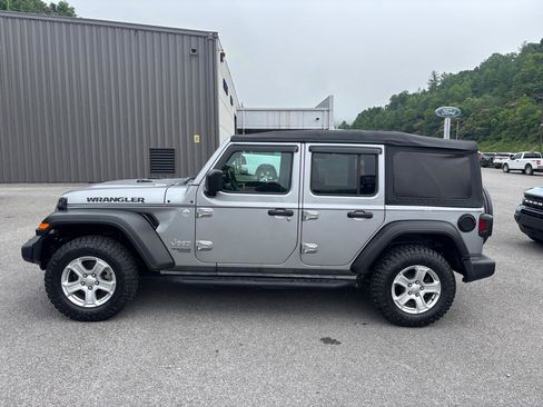 Used 2020 Jeep Wrangler Unlimited Sport S AWD/4WD image 2