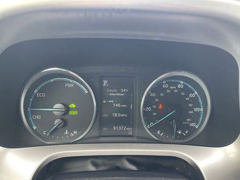 Certified 2018 Toyota RAV4 LE AWD/4WD image 16