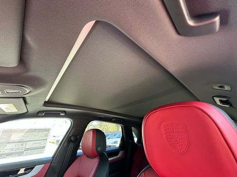 Used 2026 Porsche Cayenne S AWD/4WD image 26