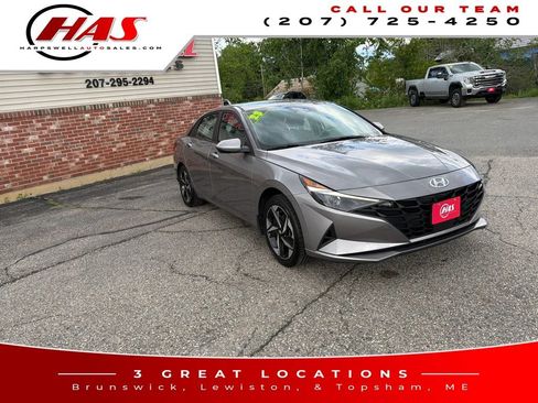 Used 2023 Hyundai Elantra SEL w/ Convenience Package FWD image 7