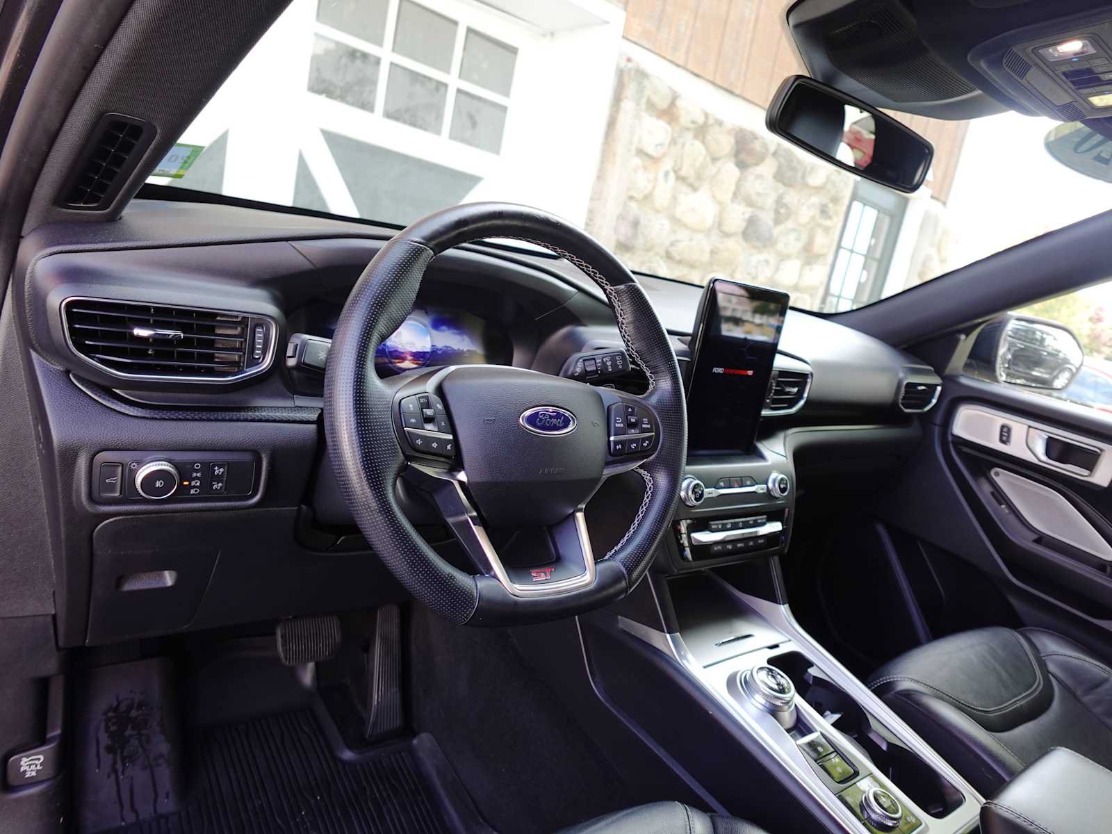 Used 2020 Ford Explorer ST w/ Premium Technology Package AWD/4WD image 15