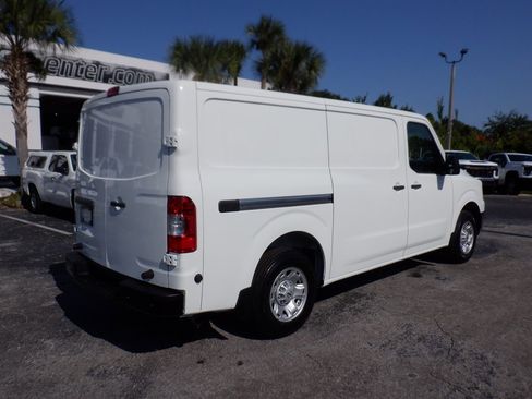 Used 2021 Nissan NV 2500 SV w/ Navigation Package image 7