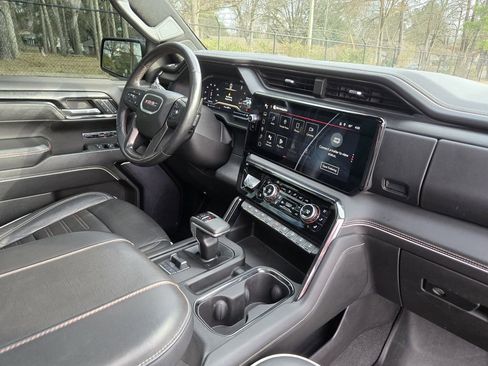 Used 2023 GMC Sierra 1500 AT4X image 21