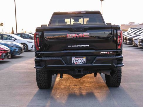 Used 2025 GMC Sierra 2500 AT4X AWD/4WD image 5