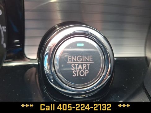 Used 2021 Lincoln Corsair FWD image 24