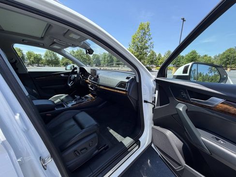 Used 2018 Audi Q5 2.0T Premium Plus w/ Premium Plus Package AWD/4WD image 18
