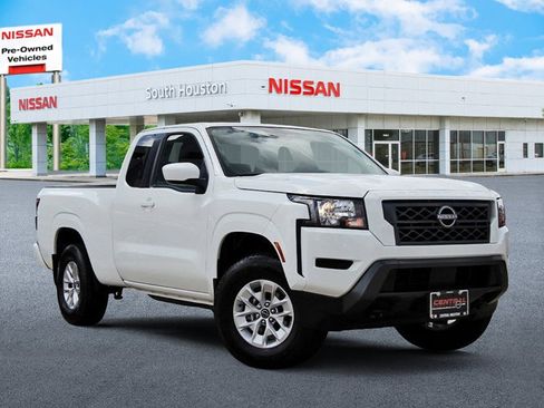 Used 2024 Nissan Frontier SV w/ Technology Package AWD/4WD image 1