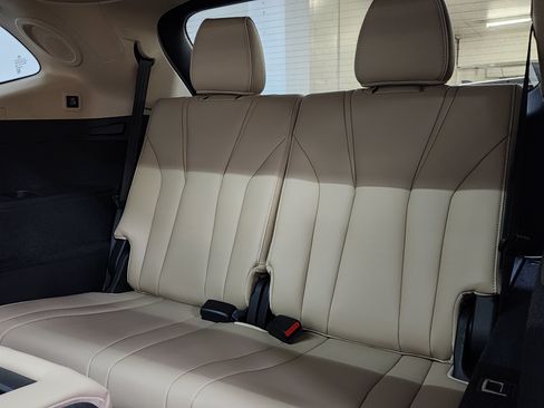 Certified 2026 Acura MDX SH-AWD w/ Advance Package image 19