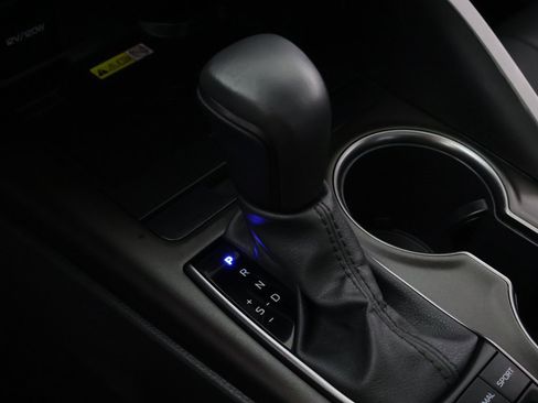 Used 2024 Toyota Camry XSE w/ Navigation Package image 55