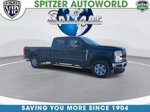 Used 2025 Ford F250 XLT image 2