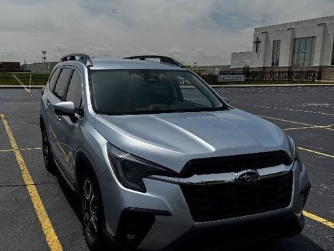 Used 2023 Subaru Ascent Limited AWD/4WD image 1