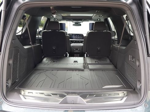 New 2026 Chevrolet Suburban RST w/ RST Capability Package AWD/4WD image 38