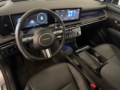 Certified 2025 Hyundai Tucson Limited AWD/4WD image 11