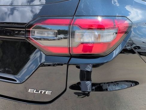 Used 2024 Honda Pilot Elite image 14