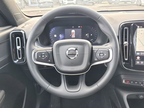 Used 2026 Volvo XC40 B5 Core w/ Climate Package AWD/4WD image 29
