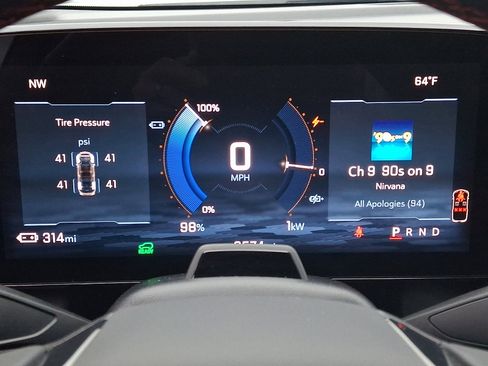 Used 2024 Chevrolet Equinox EV RS image 22