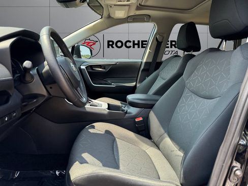 Certified 2024 Toyota RAV4 XLE w/ Convenience Package AWD/4WD image 10