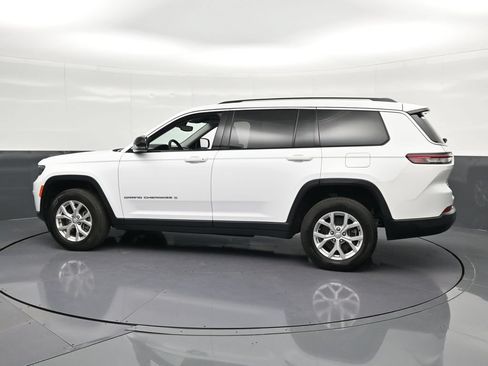 Used 2023 Jeep Grand Cherokee L Limited AWD/4WD image 8