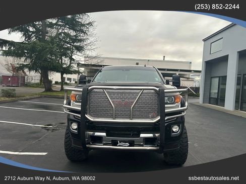 Used 2015 GMC Sierra 2500 Denali w/ Duramax Plus Package image 2