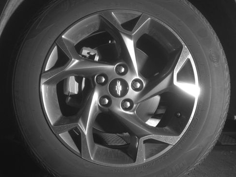 Used 2025 Chevrolet Trax LT w/ LT Convenience Package FWD image 12