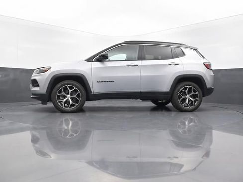 Used 2024 Jeep Compass Limited AWD/4WD image 27