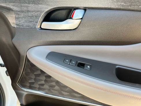 Used 2019 Hyundai Santa Fe Limited image 13