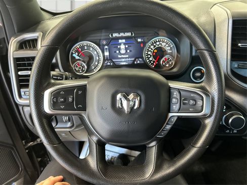 Used 2025 RAM 1500 Warlock AWD/4WD image 16