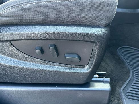 Used 2017 Chevrolet Tahoe LS w/ All-Season Package image 9