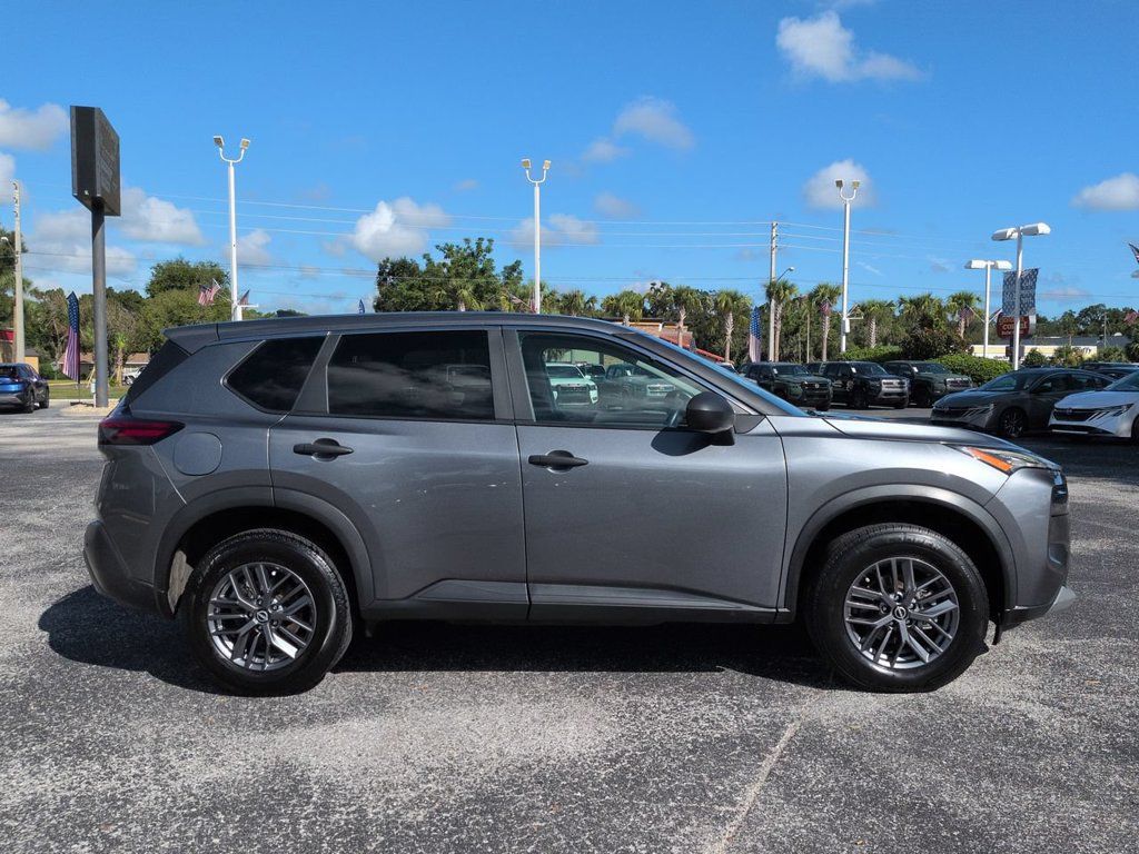 Certified 2023 Nissan Rogue S AWD/4WD image 3