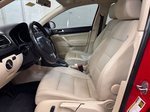 Used 2013 Volkswagen Jetta TDI FWD image 13