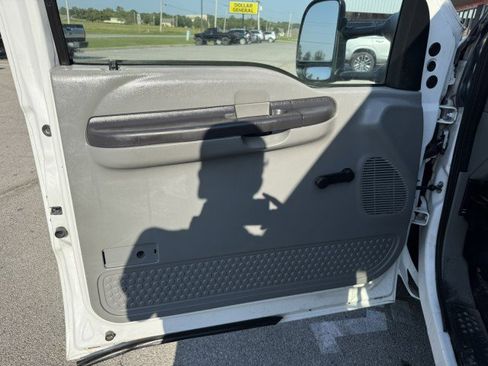 Used 2007 Ford F350 XL image 27