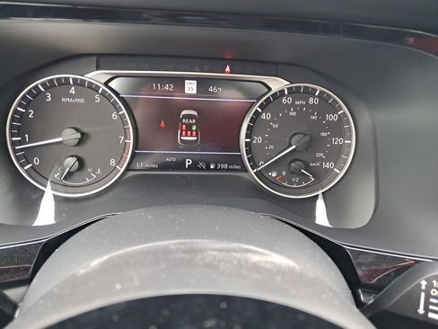 New 2025 Nissan Pathfinder SL w/ SL Premium Package image 17