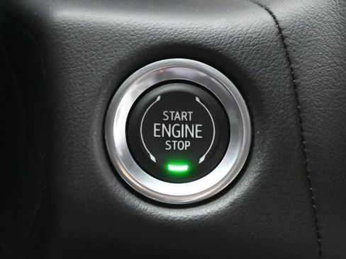 Used 2022 Chevrolet Tahoe RST w/ Sport Performance Package RWD image 38
